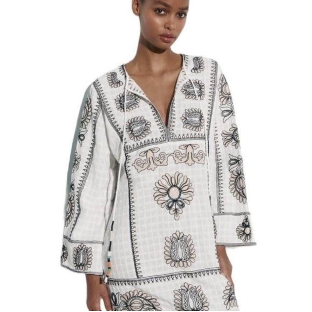 ZARA EMBROIDERED SHORT DRESS WHITE